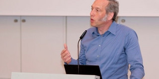 Cornelius Schubert while speaking